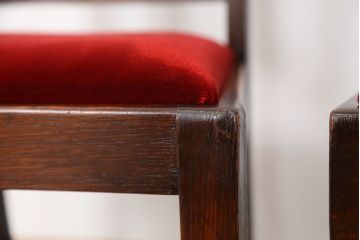 アンティーク家具　イギリスアンティーク　彫刻!オーク材ダイニングチェア　2脚セット(英国・椅子)