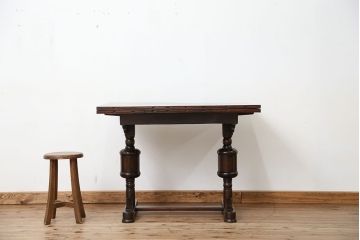 ヴィンテージ家具　イギリスビンテージ　シンプルなドローリーフテーブル(エクステンションテーブル)