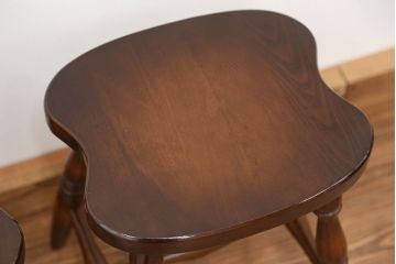 中古　飛騨産業　キツツキマーク　スツール2脚セット
