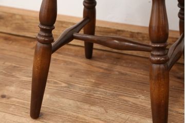 中古　飛騨産業　キツツキマーク　スツール2脚セット