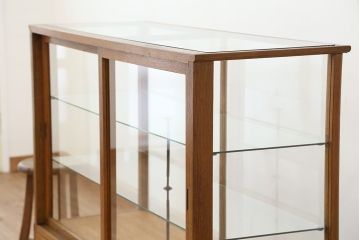 アンティーク家具　アンティーク　古い駄菓子屋の引き出し付きナラ材ガラスケース(飾り棚、ショーケース)