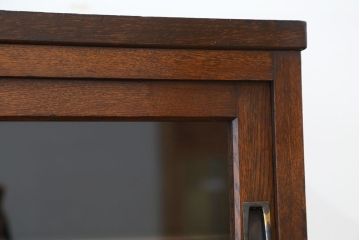 アンティーク家具　☆アンティーク　古い木のシックな二段重ね収納棚(食器棚)