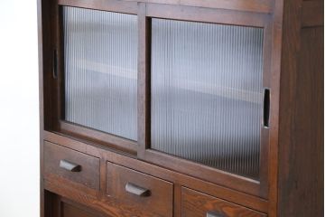 アンティーク家具　☆アンティーク　古い木のシックな二段重ね収納棚(食器棚)