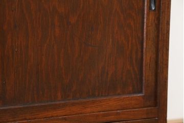 アンティーク家具　☆アンティーク　古い木のシックな二段重ね収納棚(食器棚)