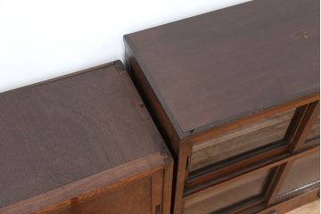 アンティーク家具　☆アンティーク　古い木のシックな二段重ね収納棚(食器棚)