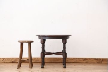 アンティーク家具　ジャンク品!古いナラ材の丸型テーブル(ラウンドテーブル、コーヒーテーブル)