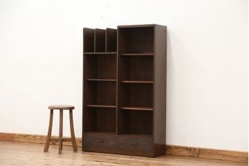 アンティーク家具　アンティーク　可愛いデザイン!古い木の引き出し付き飾り棚(本棚)