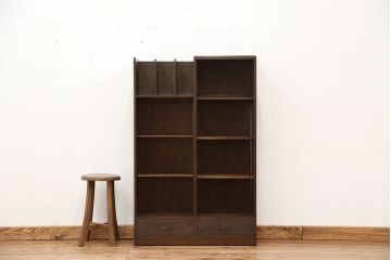 アンティーク家具　アンティーク　可愛いデザイン!古い木の引き出し付き飾り棚(本棚)
