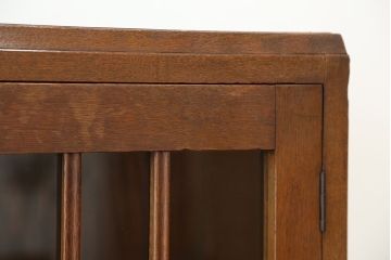 レトロ家具　★レトロなデザインのアンティーク本箱