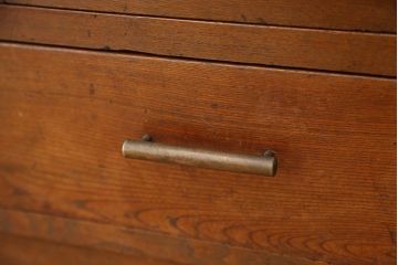 レトロ家具　★レトロなデザインのアンティーク本箱