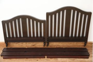 アンティーク家具　☆希少、日本製　古い洋館のアンティークベッドフレーム?　