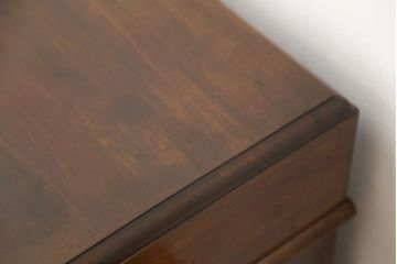 レトロ家具　◇アンティーク　レトロなデザインの重厚な両袖机