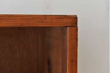 アンティーク家具　アンティーク　古い木のシンプルな薄型本棚(飾り棚)