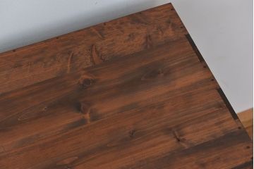 アンティーク家具　★アンティーク　古い木のシンプルなチェスト?