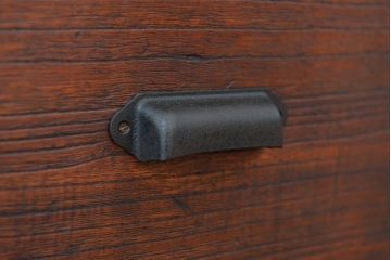 アンティーク家具　★アンティーク　古い木のシンプルなチェスト?
