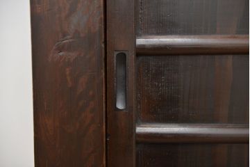 アンティーク家具　古民具・骨董　シックでモダンな関西水屋箪笥(食器棚、収納棚)