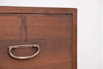 アンティーク家具　アンティーク　古い木のシンプルな鉄脚ローチェスト(ローボード)?