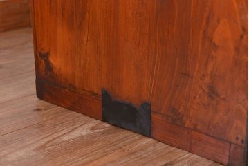 アンティーク家具　アンティーク　可愛いデザイン!3杯引き出し付き　ローボード