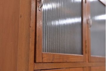 アンティーク家具　アンティーク　銀モールガラス扉の8マスロッカー収納棚(マス目棚)