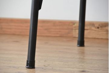 アンティーク家具　アンティーク　天板古材の大振りな鉄脚デスク(作業台・机・裁ち板)