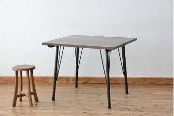 アンティーク家具　アンティーク　天板古材の大振りな鉄脚デスク(作業台・机・裁ち板)