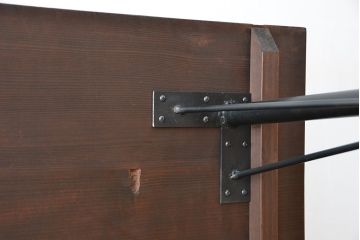 アンティーク家具　アンティーク　天板古材の大振りな鉄脚デスク(作業台・机・裁ち板)