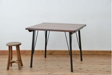 アンティーク家具　☆アンティーク　天板古材の大振りな鉄脚テーブル(作用台・机)・裁ち板?