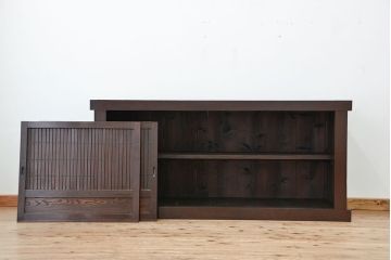 アンティーク家具　古民具・骨董　重厚な六尺水屋箪笥サイドボード下段(収納棚)