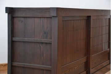 アンティーク家具　古民具・骨董　重厚な六尺水屋箪笥サイドボード下段(収納棚)