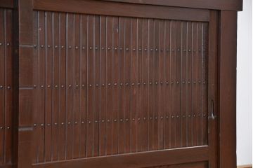 アンティーク家具　古民具・骨董　重厚な六尺水屋箪笥サイドボード下段(収納棚)
