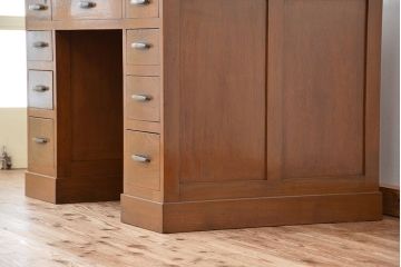 レトロ家具　アンティーク　昭和レトロ　レトロなデザインのシンプルな両袖机(テーブル、作業台)
