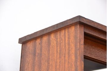 アンティーク家具　アンティーク　古い木のシンプルな薄型前面ガラス収納棚