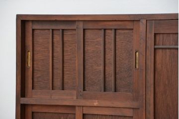 アンティーク家具　アンティーク　古い木味のカサ入れ付き下駄箱(収納棚)