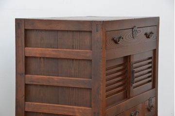 アンティーク家具　古民具・骨董　前面欅!使いやすく素敵なデザインの帳場箪笥