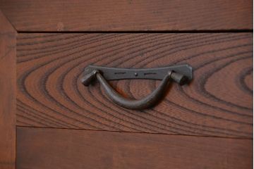 アンティーク家具　古民具・骨董　前面欅!使いやすく素敵なデザインの帳場箪笥