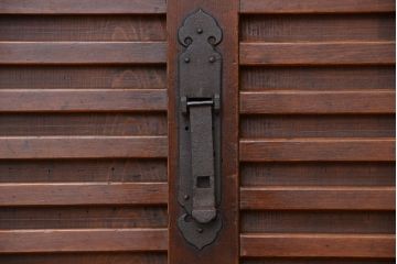アンティーク家具　古民具・骨董　前面欅!使いやすく素敵なデザインの帳場箪笥