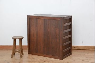 アンティーク家具　古民具・骨董　前面欅!使いやすく素敵なデザインの帳場箪笥