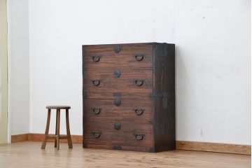 アンティーク家具　☆アンティーク　シックで味のある重ね桐箪笥(チェスト、桐たんす)