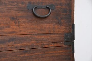 アンティーク家具　☆アンティーク　シックで味のある重ね桐箪笥(チェスト、桐たんす)