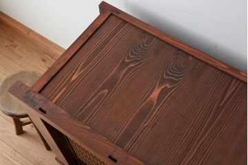 アンティーク家具　古民具・骨董　極上!美品!特別注文造り　前板玉杢・重厚な近江の六尺水屋箪笥(食器棚)