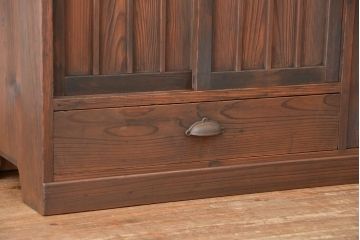 アンティーク家具　アンティーク　古い木の小振りな収納棚(下駄箱)