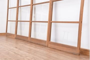 アンティーク　古い木味のレトロなシンプルガラス引き戸　4枚セット(ガラス戸、建具)