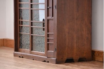 アンティーク家具　アンティーク　古い木の結霜ガラス収納棚(下駄箱)