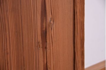 古い木味の背の低いダイヤガラス引き戸2枚セット(ガラス戸)