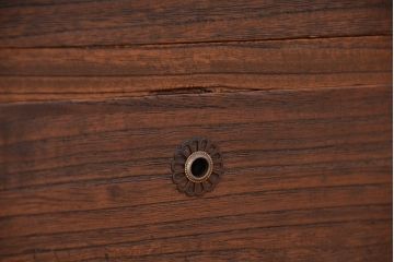アンティーク家具　古い木の鉄脚アンティークローボード(ローチェスト)?