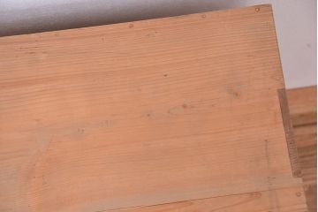 アンティーク家具　古民具・骨董　古い木味の小さな収納棚(箪笥)