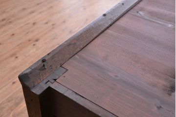 アンティーク家具　古民具・骨董　四枚引き戸二段重ね関西収納棚(水屋箪笥、ガラスケース、食器棚)
