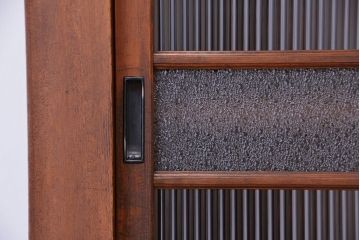 アンティーク家具　大正〜昭和初期　変わり型二段重ね水屋箪笥(食器棚、収納棚)