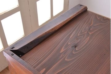 アンティーク家具　大正〜昭和初期　変わり型二段重ね水屋箪笥(食器棚、収納棚)