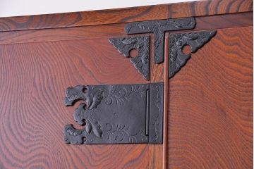 中古　伝統工芸　二段重ね岩谷堂箪笥(定価90万円前後)